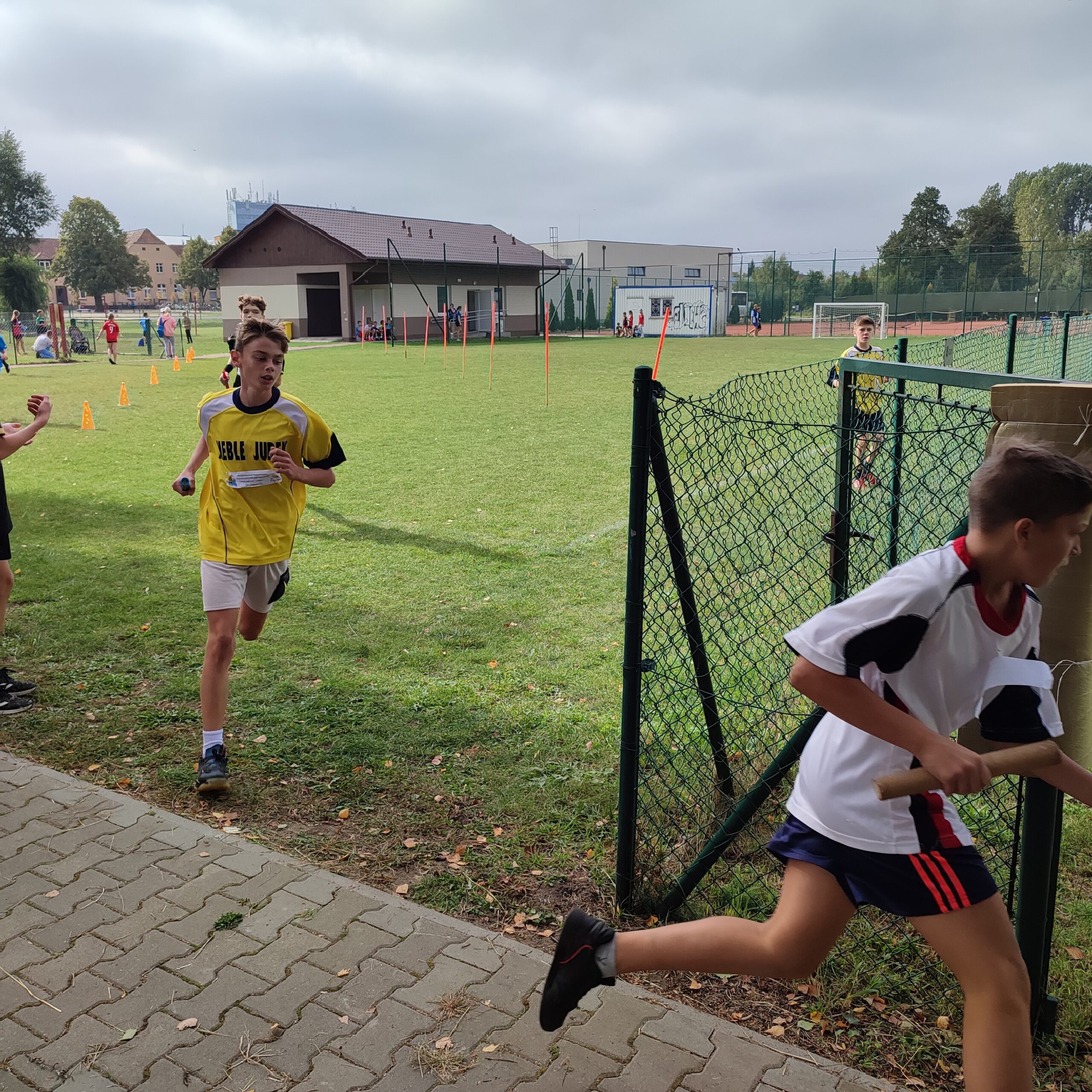 Sport szkolny – sztafetowe biegi przełajowe