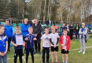 Sport szkolny – indywidualne i drużynowe mistrzostwa w biegach przełajowych