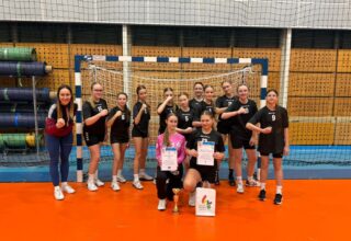 𝐒𝐏𝐎𝐑𝐓 𝐒𝐙𝐊𝐎𝐋𝐍𝐘 – 𝐏𝐈Ł𝐊𝐀 𝐑Ę𝐂𝐙𝐍𝐀