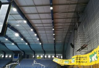 WYMIANA OŚWIETLENIA NAD PŁYTĄ GŁÓWNĄ HALI WIDOWISKOWO-SPORTOWEJ