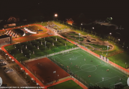 ZMIANA GODZIN OTWARCIA SKWERU SPORTOWO-REKREACYJNEGO PRZY UL. NOWOWIEJSKIEGO W KĘPNIE